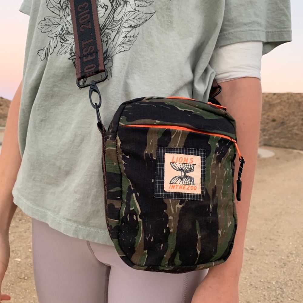 Shoulder bag Camo made in the USA